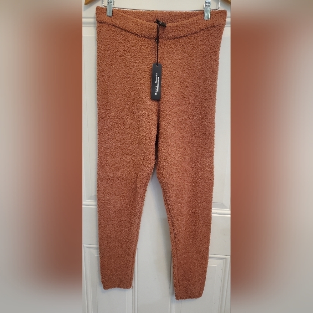 3 Piece Crop Top Sweater and Pant set - Picture 6 of 10